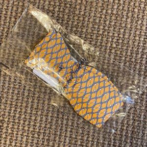 NWT Brooks Brothers Bow tie